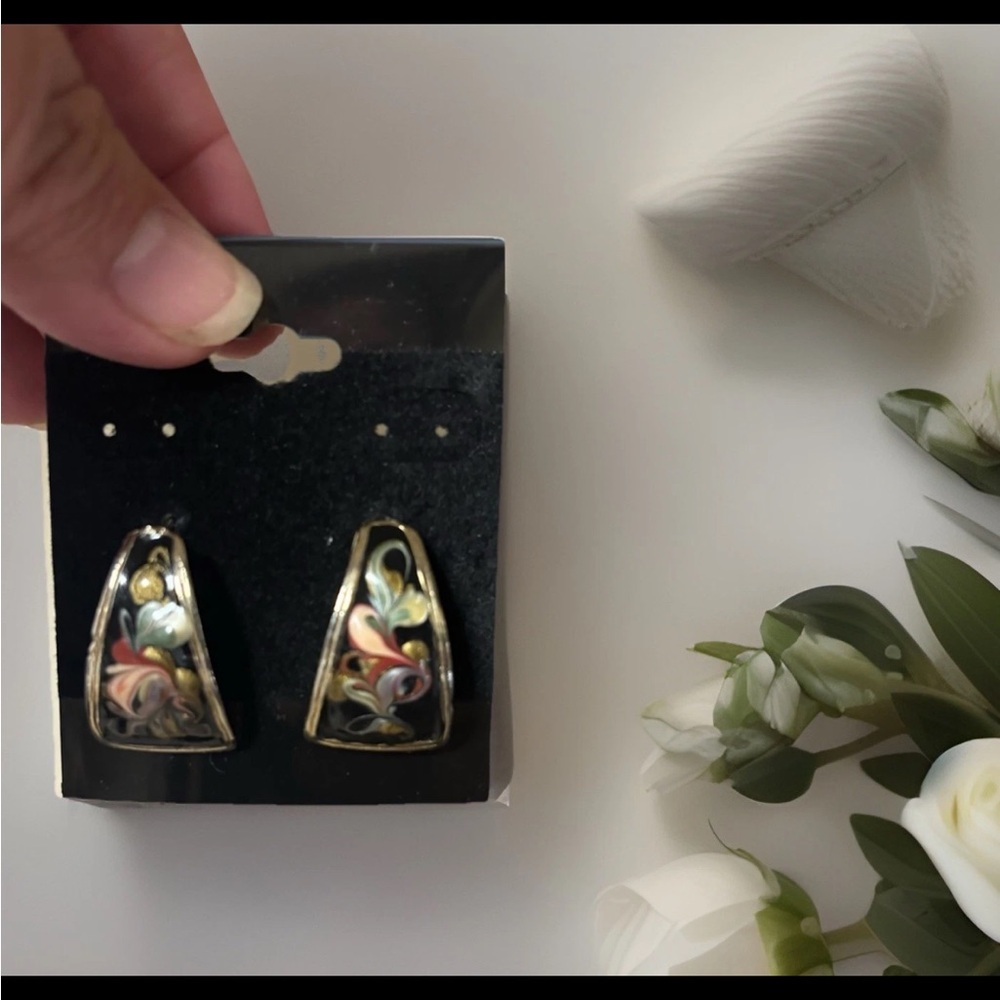 Floral Gold Earrings